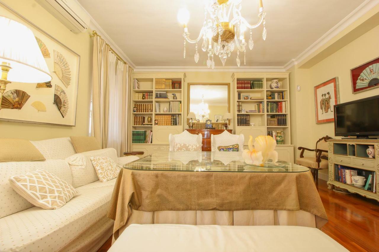 Apartamento La Feria Appartement Sevilla Buitenkant foto