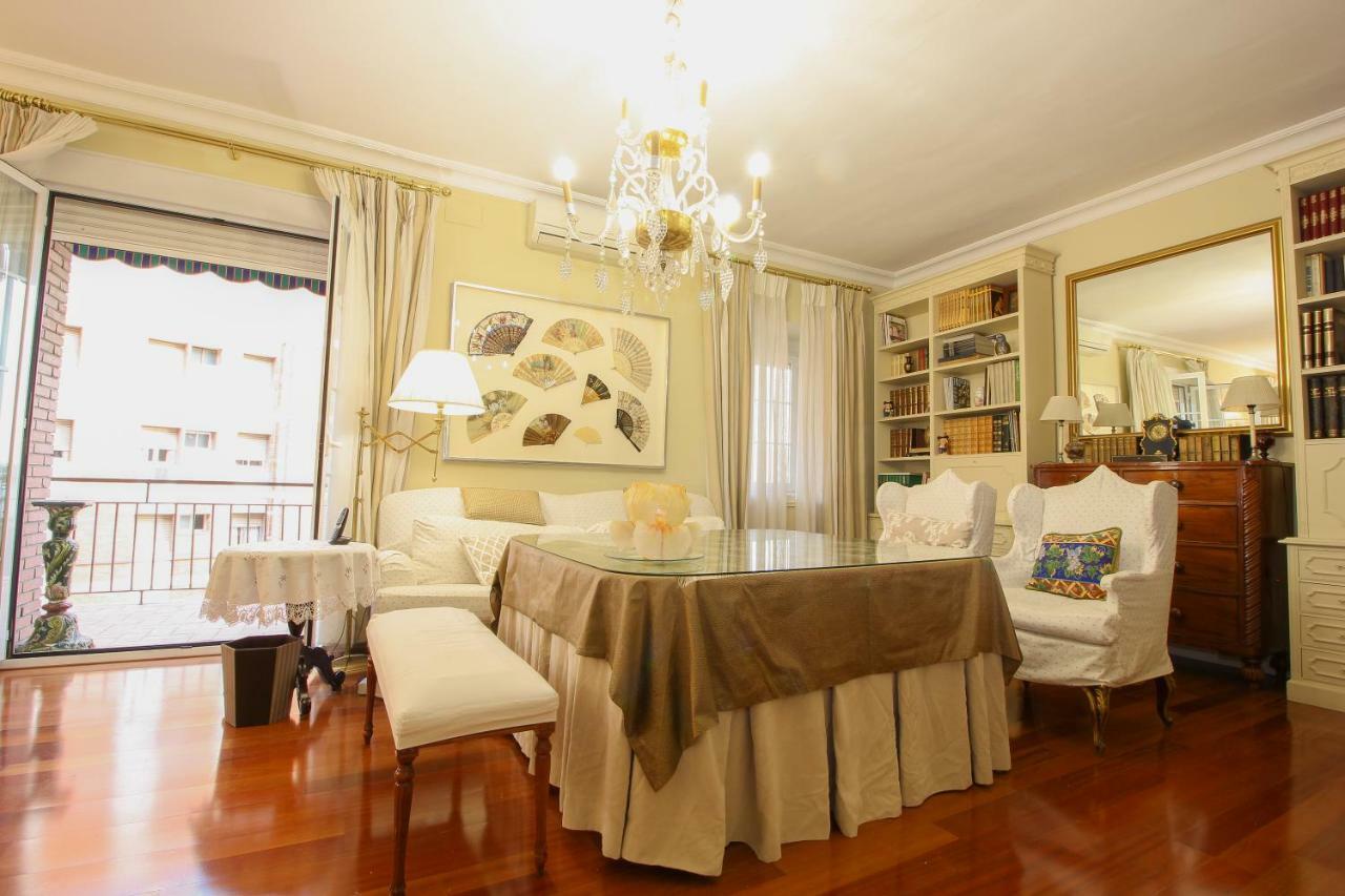 Apartamento La Feria Appartement Sevilla Buitenkant foto