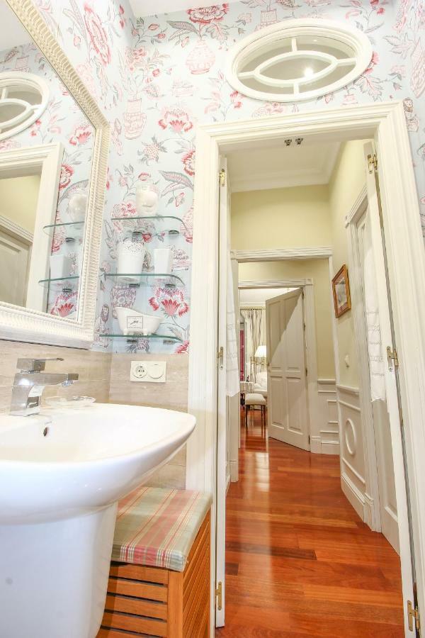 Apartamento La Feria Appartement Sevilla Buitenkant foto