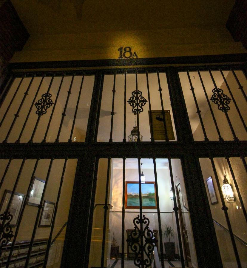 Apartamento La Feria Appartement Sevilla Buitenkant foto
