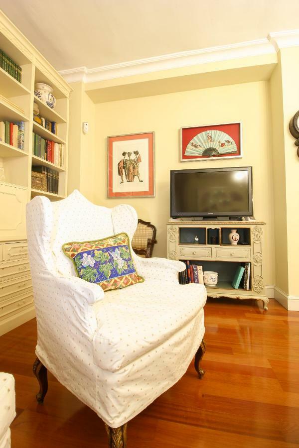 Apartamento La Feria Appartement Sevilla Buitenkant foto