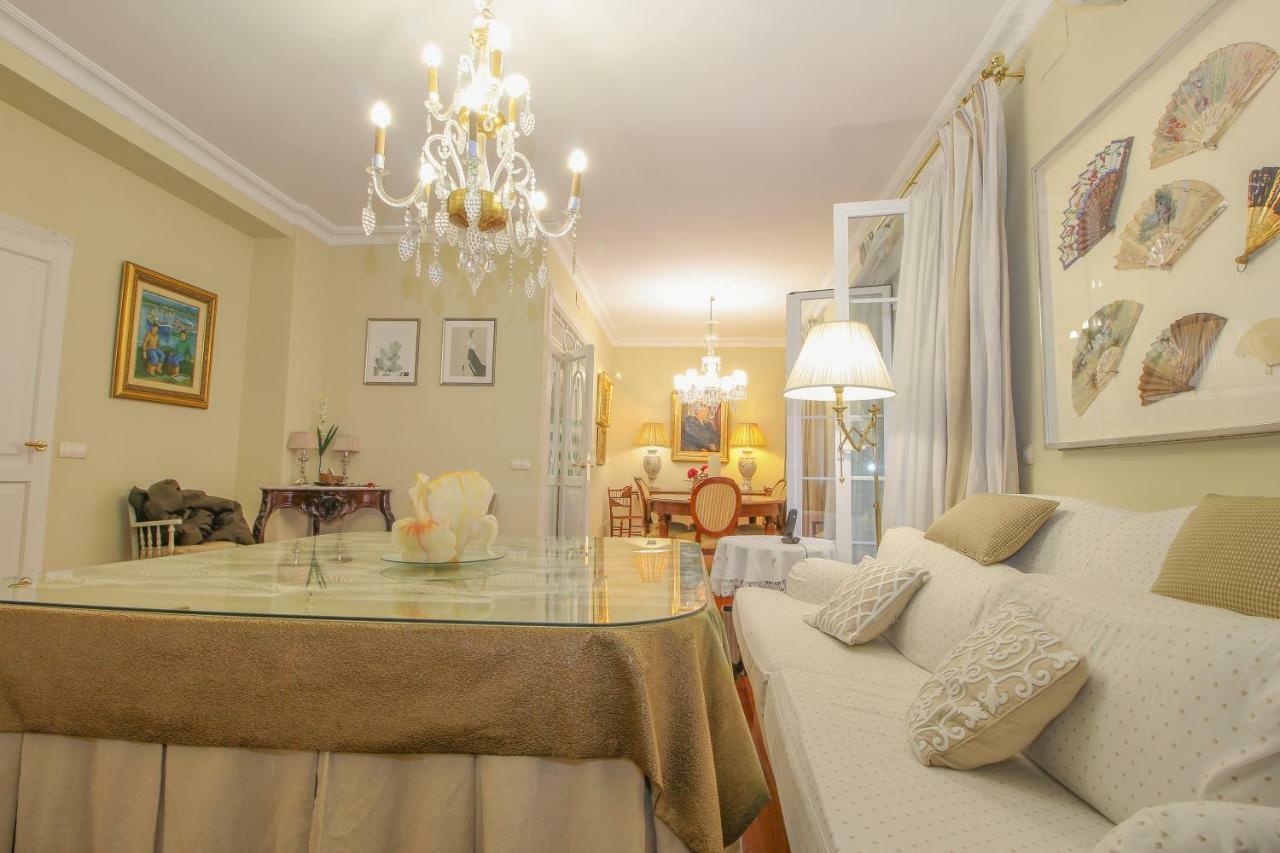 Apartamento La Feria Appartement Sevilla Buitenkant foto